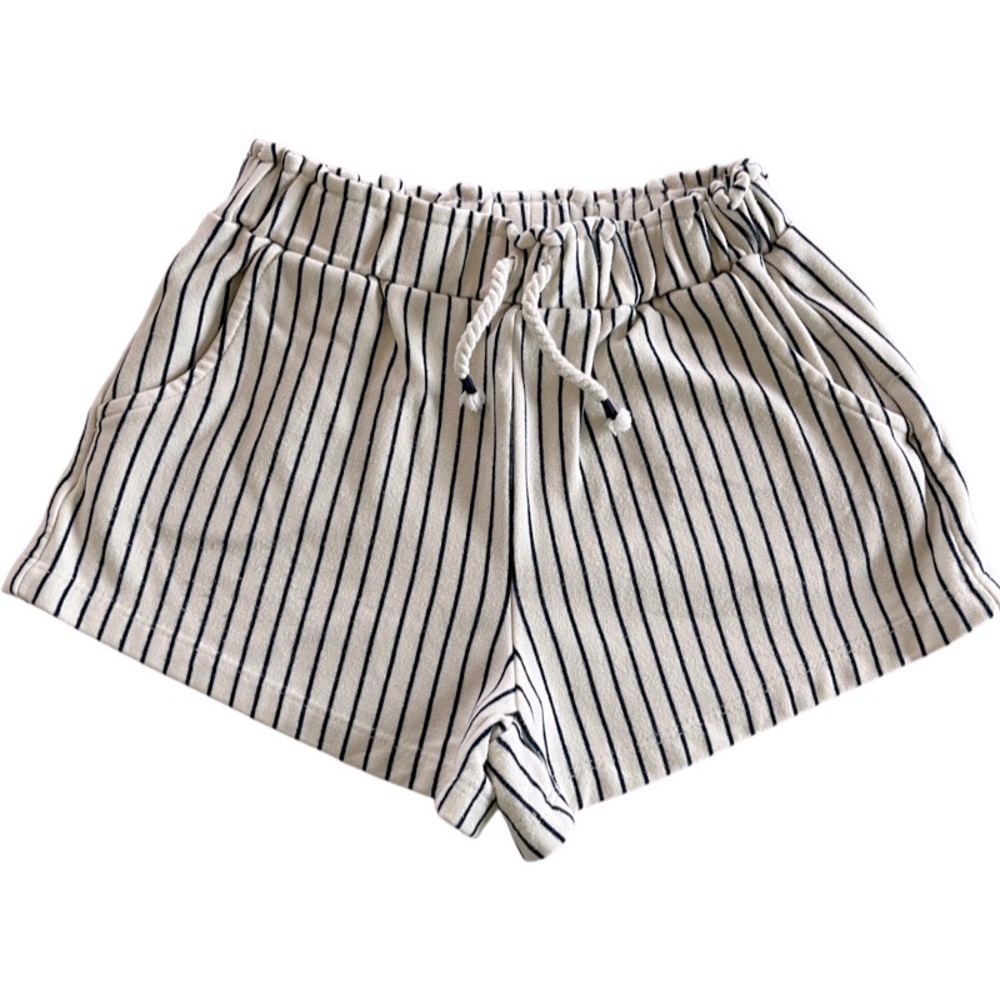 Zara striped shorts. Cream and blue stripes. 9